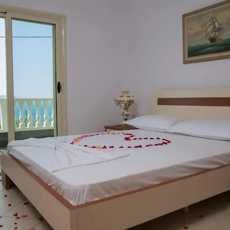 View 360° شقة *